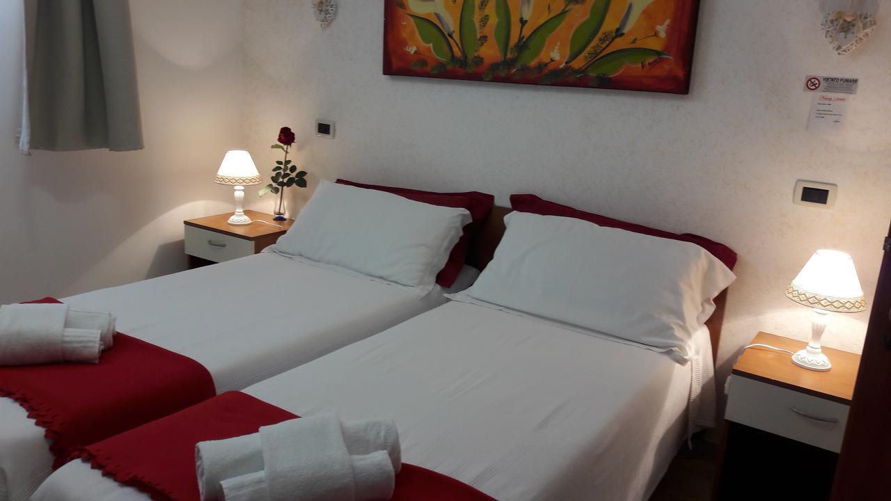 Nataly'S House Bed&Breakfast La Massimina-Casal Lumbroso Extérieur photo