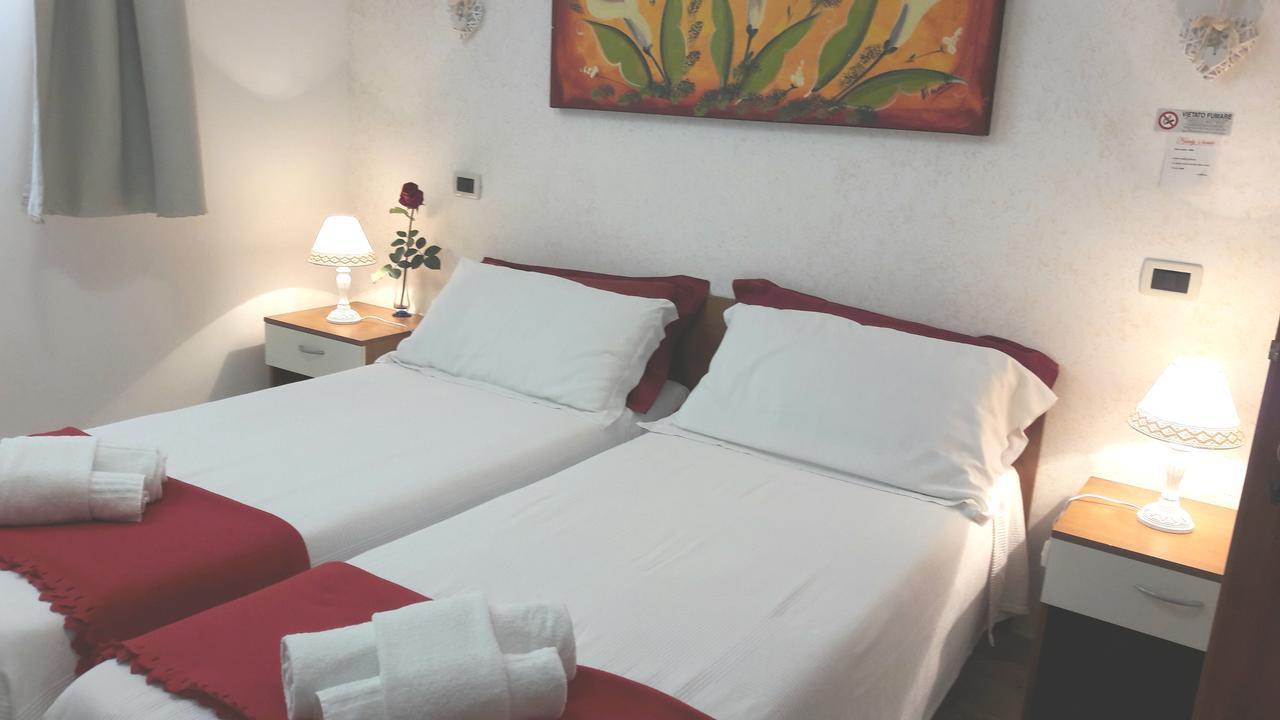 Nataly'S House Bed&Breakfast La Massimina-Casal Lumbroso Extérieur photo